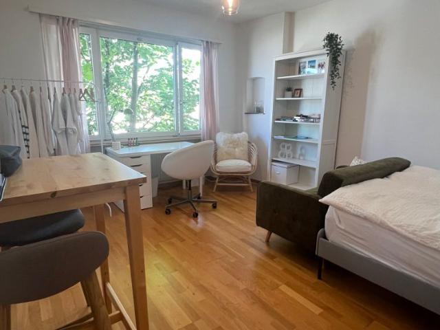 1 Zimmer, 26 m², 2. Stock