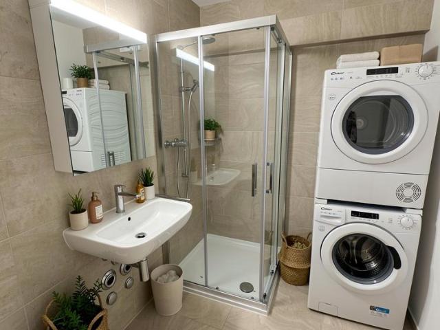 1 Zimmer, 28 m², 1. Stock