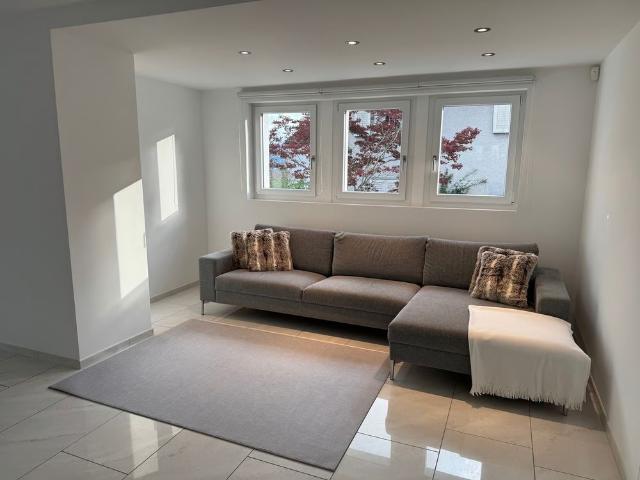 1 Zimmer, 28 m², 1. Stock