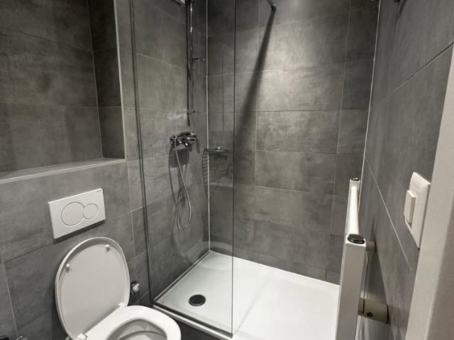 1 Zimmer, 28 m², 1. Stock