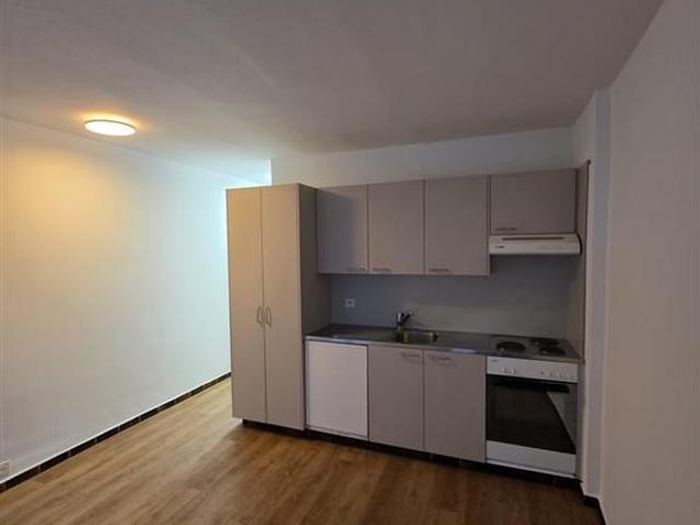1 Zimmer, 28 m², 1. Stock