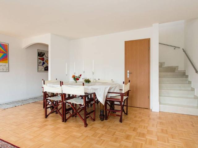1 Zimmer, 28 m², 2. Stock