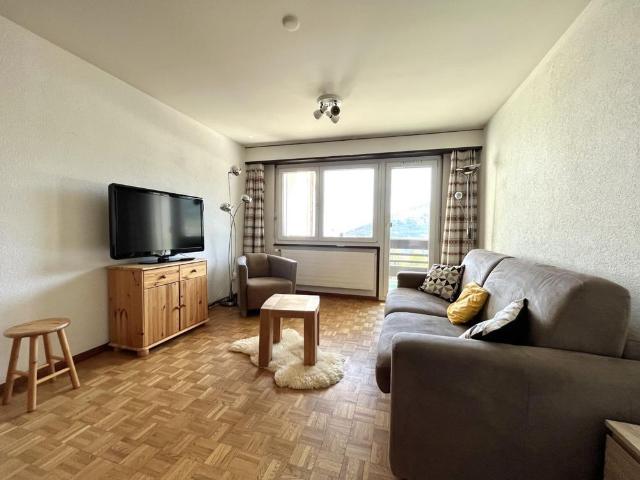 1 Zimmer, 28 m², 2. Stock