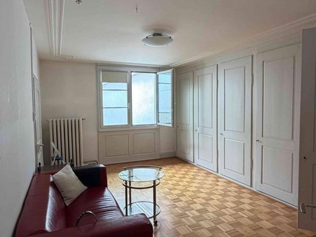 1 Zimmer, 28 m², 3. Stock
