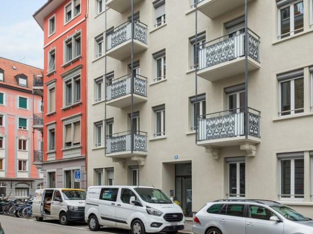 1 Zimmer, 33 m², 1. Stock