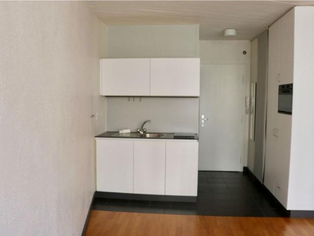 1 Zimmer, 30 m², 1. Stock