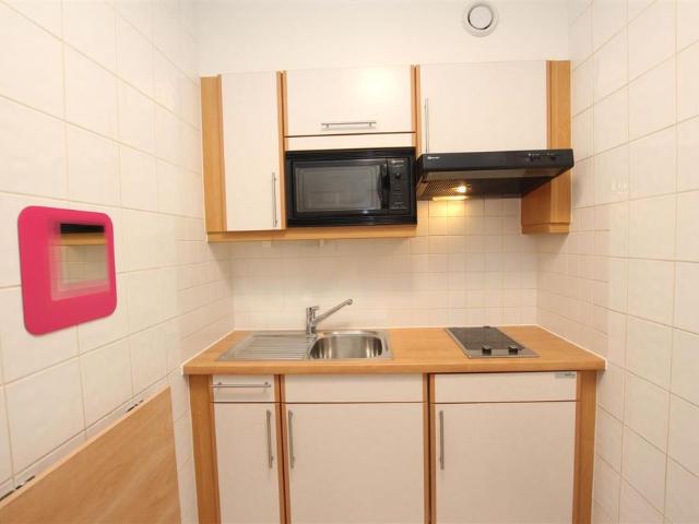 1 Zimmer, 30 m², 1. Stock