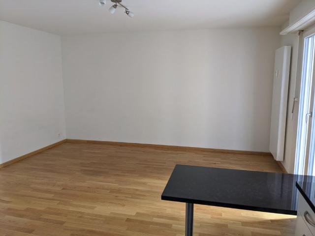 1 Zimmer, 30 m², 2. Stock