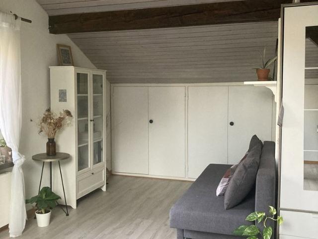 1 Zimmer, 30 m², 2. Stock