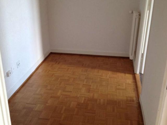1 Zimmer, 30 m², 4. Stock