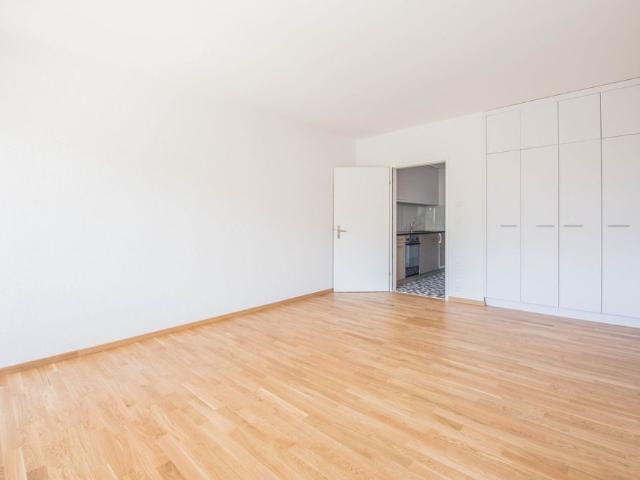 1 Zimmer, 31 m², 2. Stock
