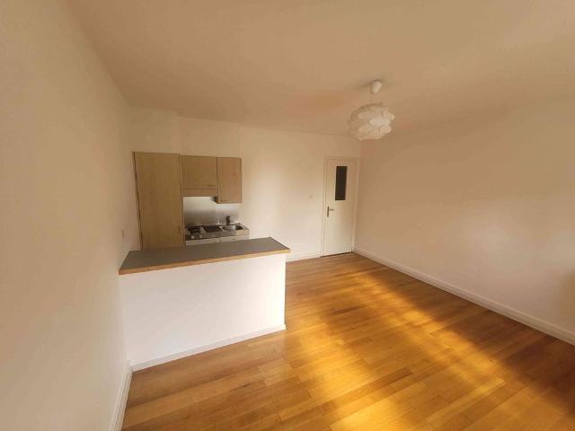 1 Zimmer, 32 m², EG