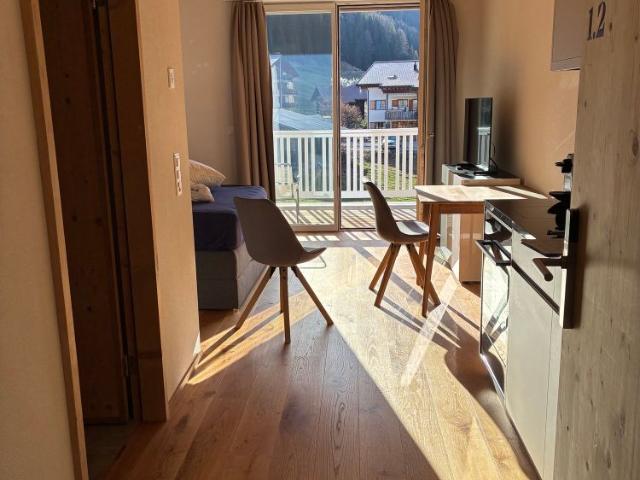 1 Zimmer, 32 m², 1. Stock
