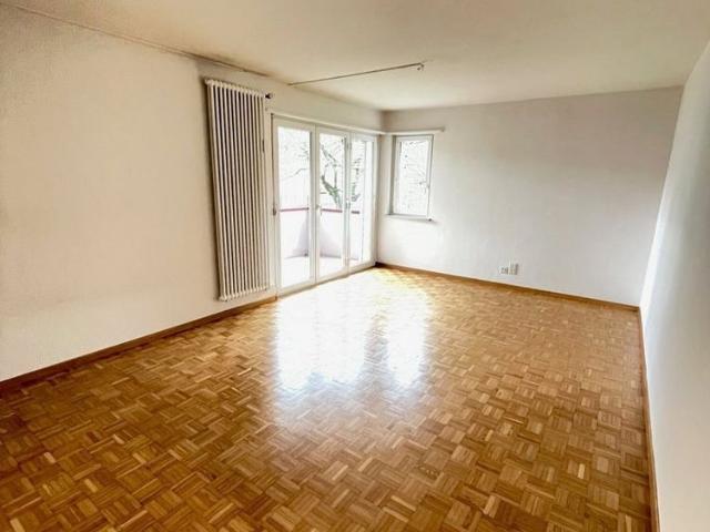 1 Zimmer, 32 m², 1. Stock
