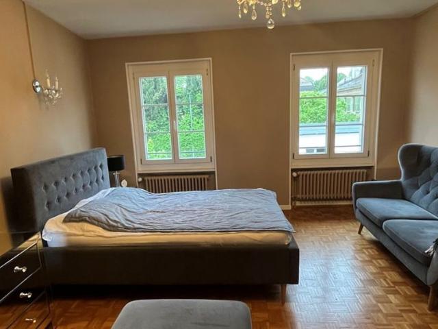 1 Zimmer, 37 m², 1. Stock