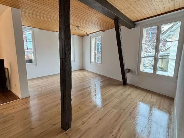 1 Zimmer, 37 m², 1. Stock