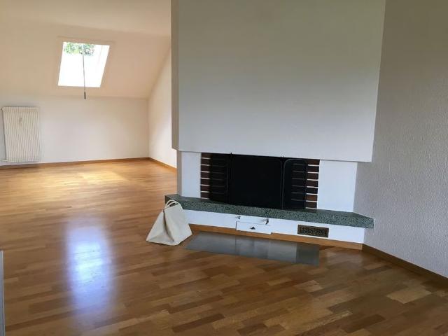 1 Zimmer, 37 m², 2. Stock