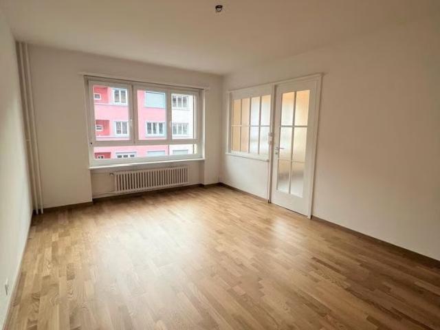 1 Zimmer, 37 m², 3. Stock