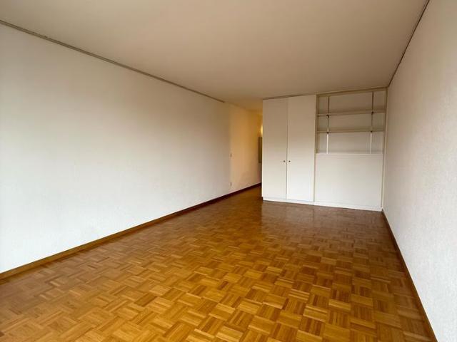 1 Zimmer, 37 m², 3. Stock