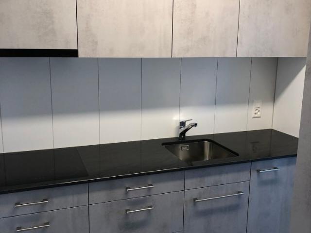 1 Zimmer, 35 m², 1. Stock