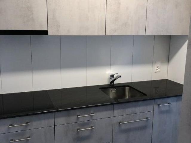 1 Zimmer, 35 m², 1. Stock