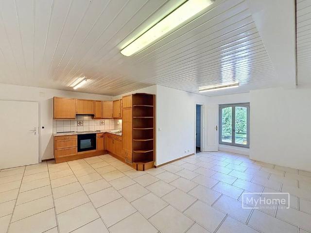1 Zimmer, 36 m², 1. Stock