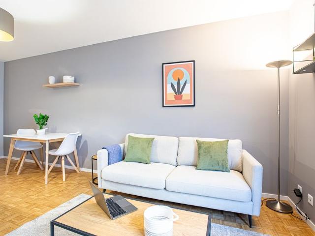 1 Zimmer, 36 m², 2. Stock