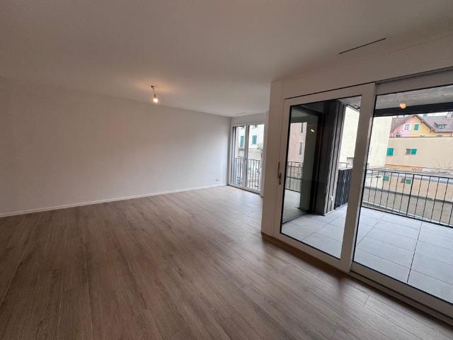 1 Zimmer, 38 m², 1. Stock