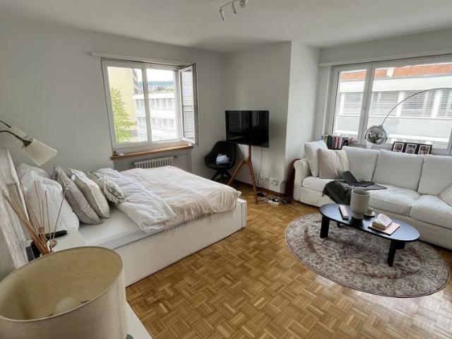 1 Zimmer, 39 m², 4. Stock