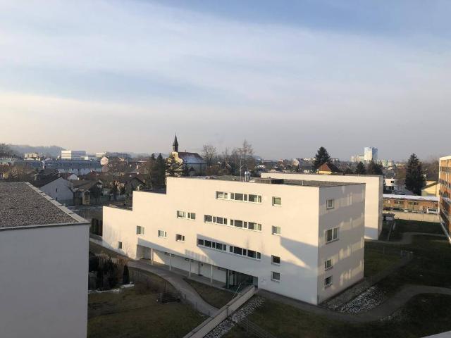 1 Zimmer Wohnung mit großer Loggia