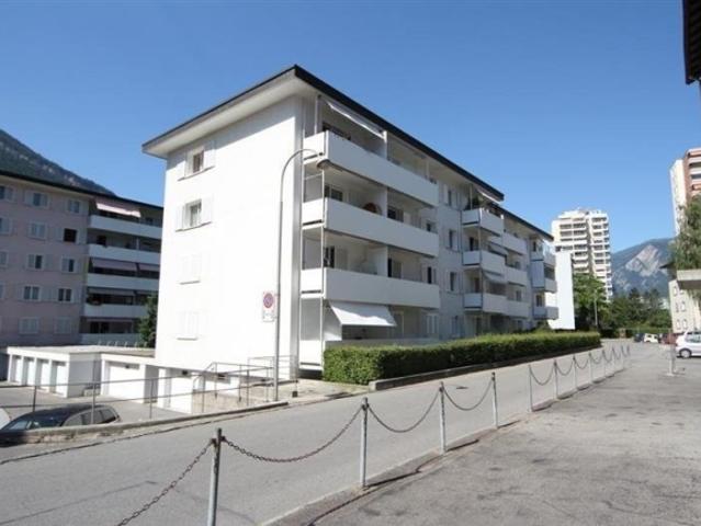 1 Zimmer Wohnung an sonniger und ruhiger Lage