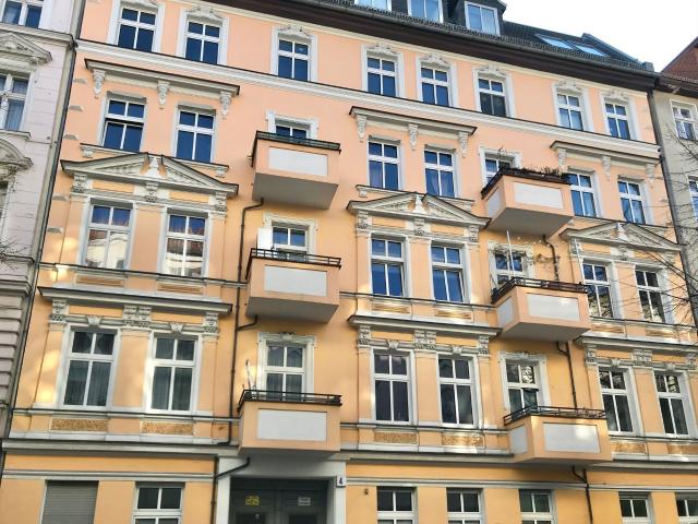 1 Zimmer Wohnung in schönem Altbau in Rixdorf *Sanierungsbedürftig* Neukölln