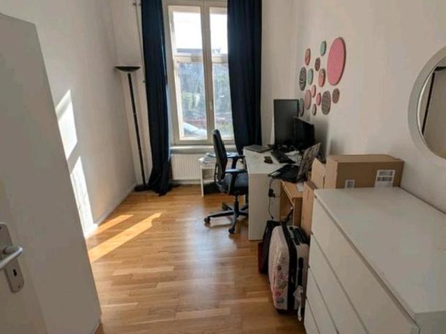 1 Zimmer zu vermieten