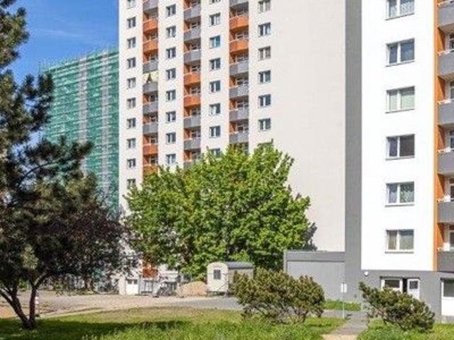 1 zimmer etagenwohnung mit balkon zur miete in dresden gorbitz süd