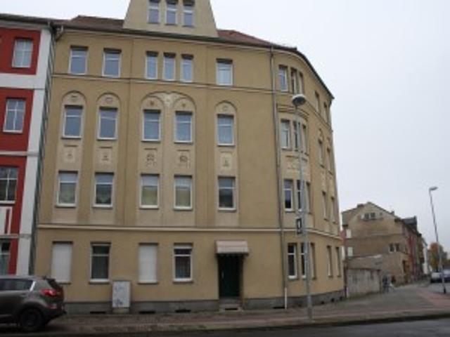 1 zimmer, küche, du/wc, flur staffelmiete ab 01.01.2027