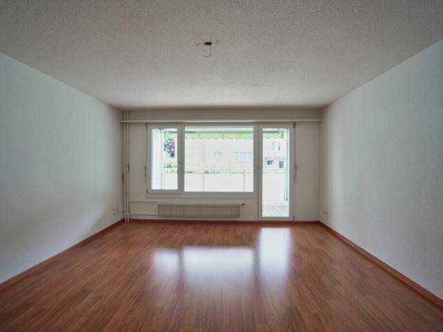 1 Zimmerwohnung mit grossem Balkon