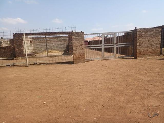 1 040 m² Land available in Meyerton Park