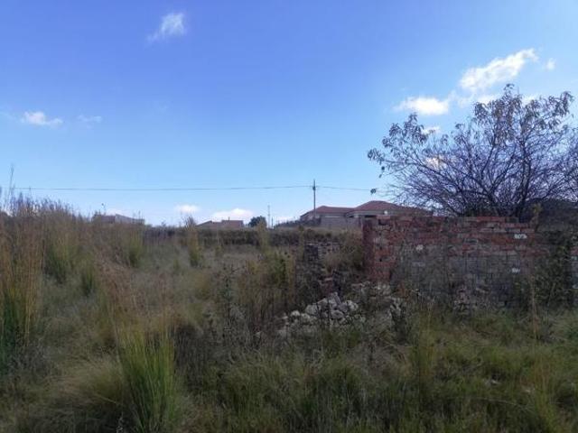 1 040 m² Land available in Morelig