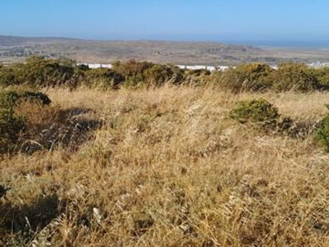 1 041 m² Land available in Saldanha Heights