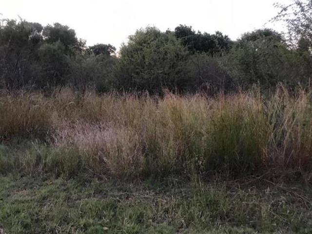 1 047 m² Land available in Seasons Lifestyle Estate