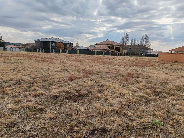 1 044 m² Land available in Shellyvale