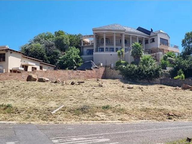 1 049 m² Land available in Safari Gardens