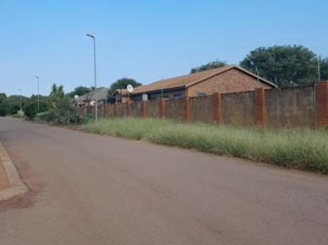 1 055 m² Land available in Lephalale Ellisras