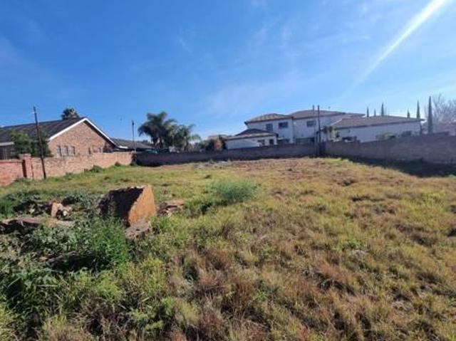 1 058 m² Land available in Fochville