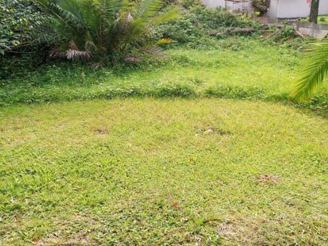 1 058 m² Land available in Hibberdene