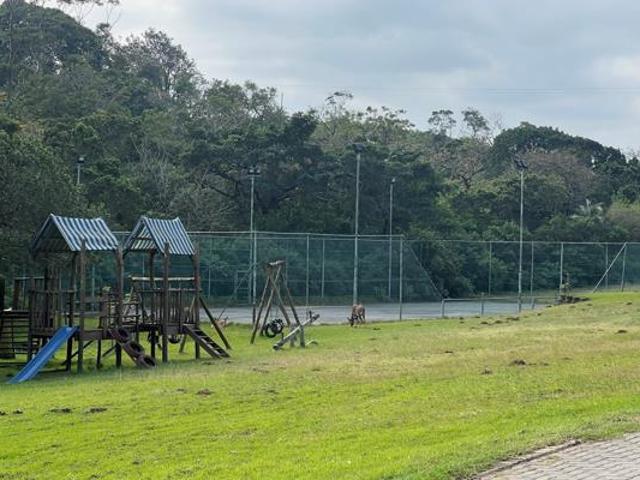 1 066 m² Land available in Kwelera
