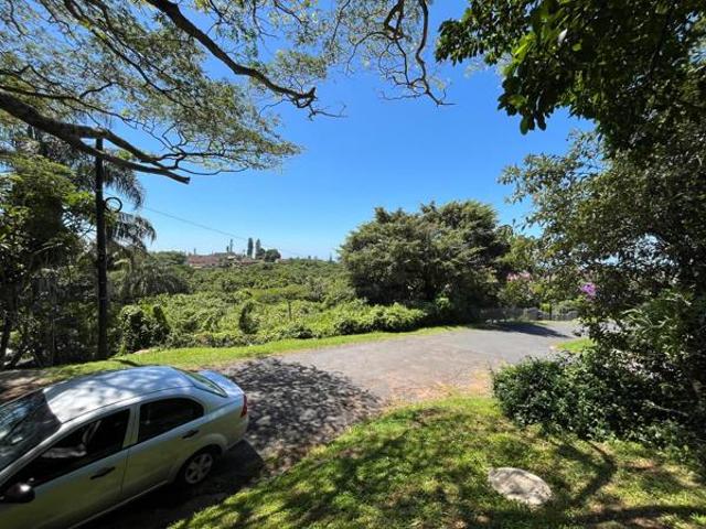 1 069 m² Land available in Shelly Beach
