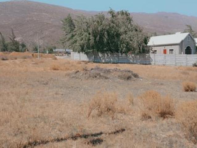 1 073 m² Land available in De Doorns