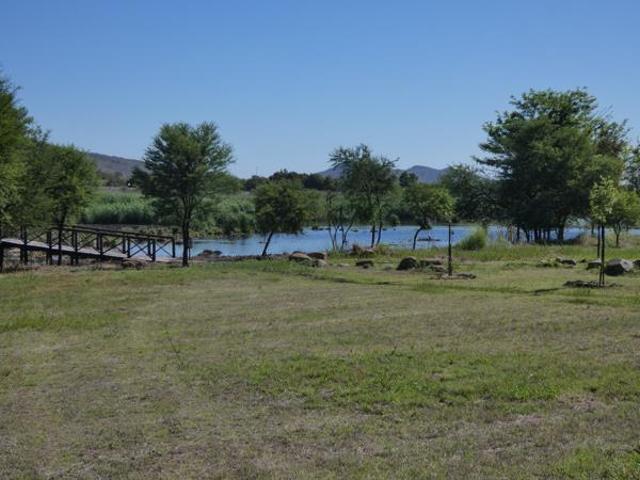 1 078 m² Land available in Xanadu
