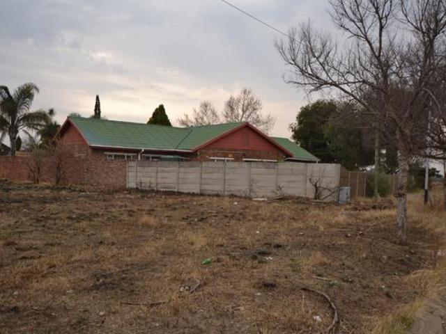 1 090 m² Land available in Odendaalsrus